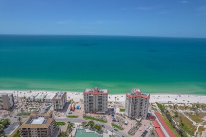 Seas - Naples - 795 108th Ave N