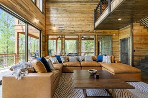 Interior - Timb - Broken Bow - 319 Lukfata Fork Trail (Broken Bow)