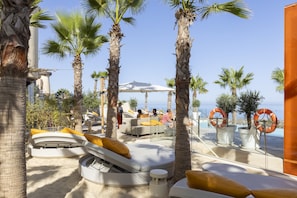 Apartment - Elegant Luxury Suite With Terrace in Higueron (Fuengirola)