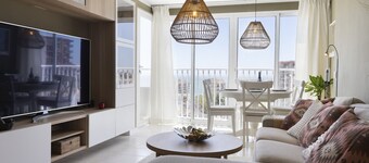 Central Apartment With Seaview Terrace and Pool