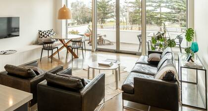 Aquabelle Three on Rye Beach