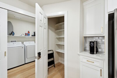Misha: 434 Marilu Street, Richardson
