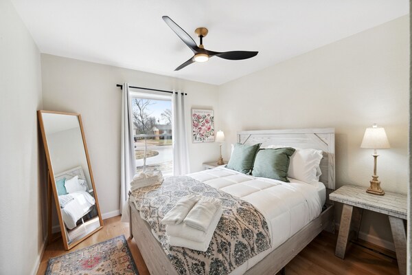 Misha: 434 Marilu Street, Richardson - Dallas, TX