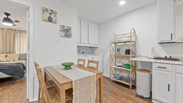 House | 2 bilik tidur