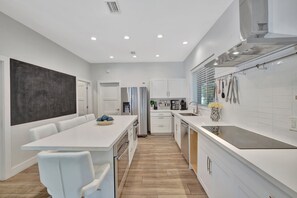 6 bedrooms