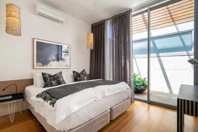 Aquabelle Four on Rye Beach