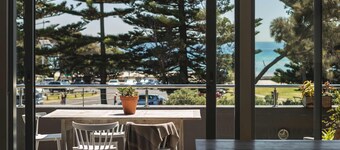 Aquabelle Two - Beach Views for 6