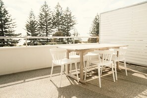 Apartment | 3 bedrooms - Aquabelle Two - Beach Views for 6 (Melbourne)