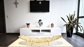 House, Accessible | 1 bedroom - Stunning Hi-rise Pool-jacuzzi gym HS Wi-fi (Mexico City)