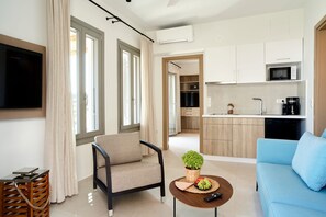 Suite, Smoking | 7 bedrooms