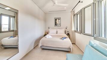 Suite, Smoking | 7 bedrooms