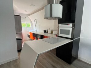 House | 4 bedrooms - Villa Independiente con Piscina y Vistas (Sant Pere de Ribes)
