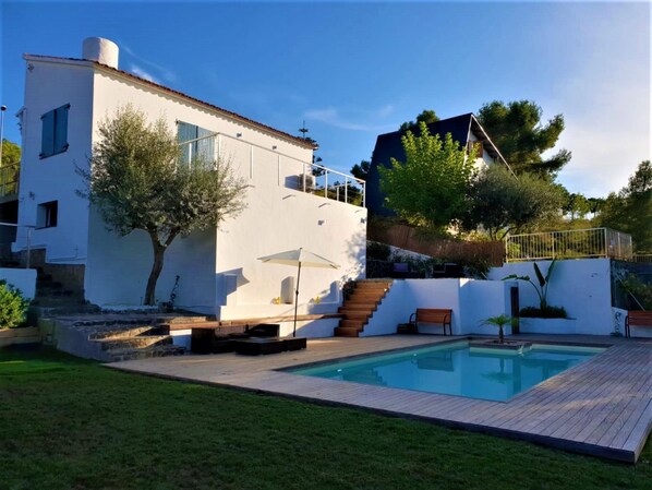 House | 4 bedrooms - Villa Independiente con Piscina y Vistas (Sant Pere de Ribes)