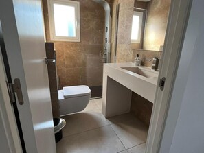 House | 4 bedrooms