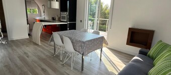 Villa Independiente con Piscina y Vistas