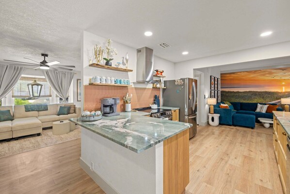 House | 4 bedrooms, Internet