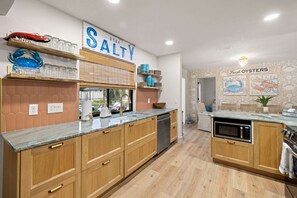 House | 4 bedrooms, Internet