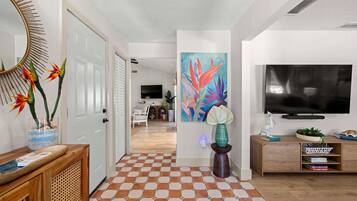 House | 4 bedrooms, Internet