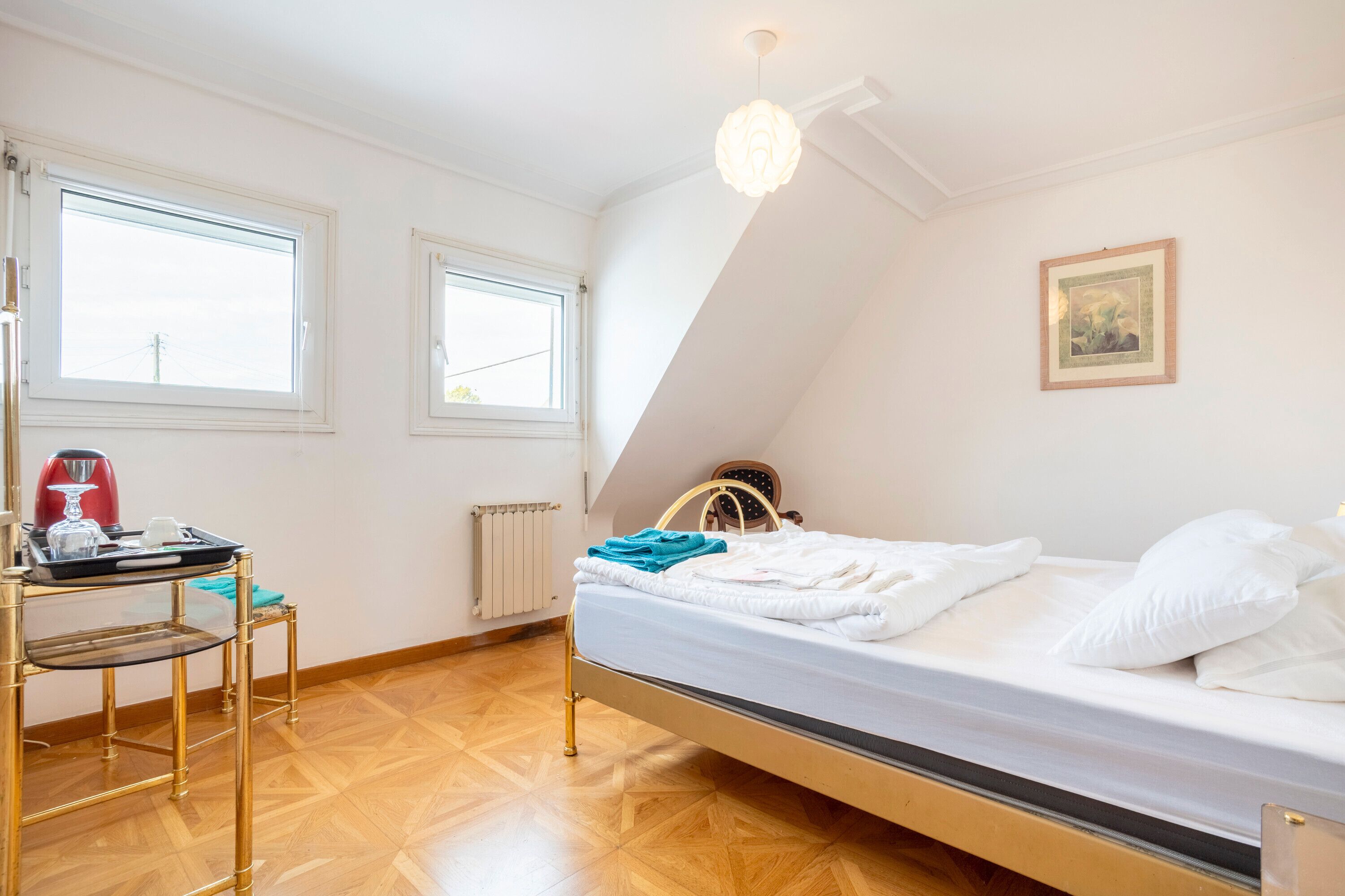 1 makuuhuone, silitysrauta/-lauta, Wi-Fi, vuodevaatteet