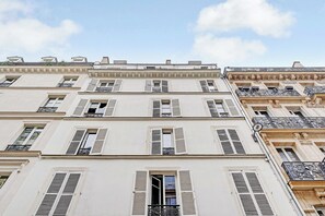 Apartment | Exterior - "cozy Apartment 1bdr/4p - Paris 8th/saint-lazare (Paris)