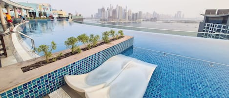Piscina externa