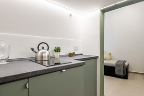 Fridge, microwave, stovetop, electric kettle