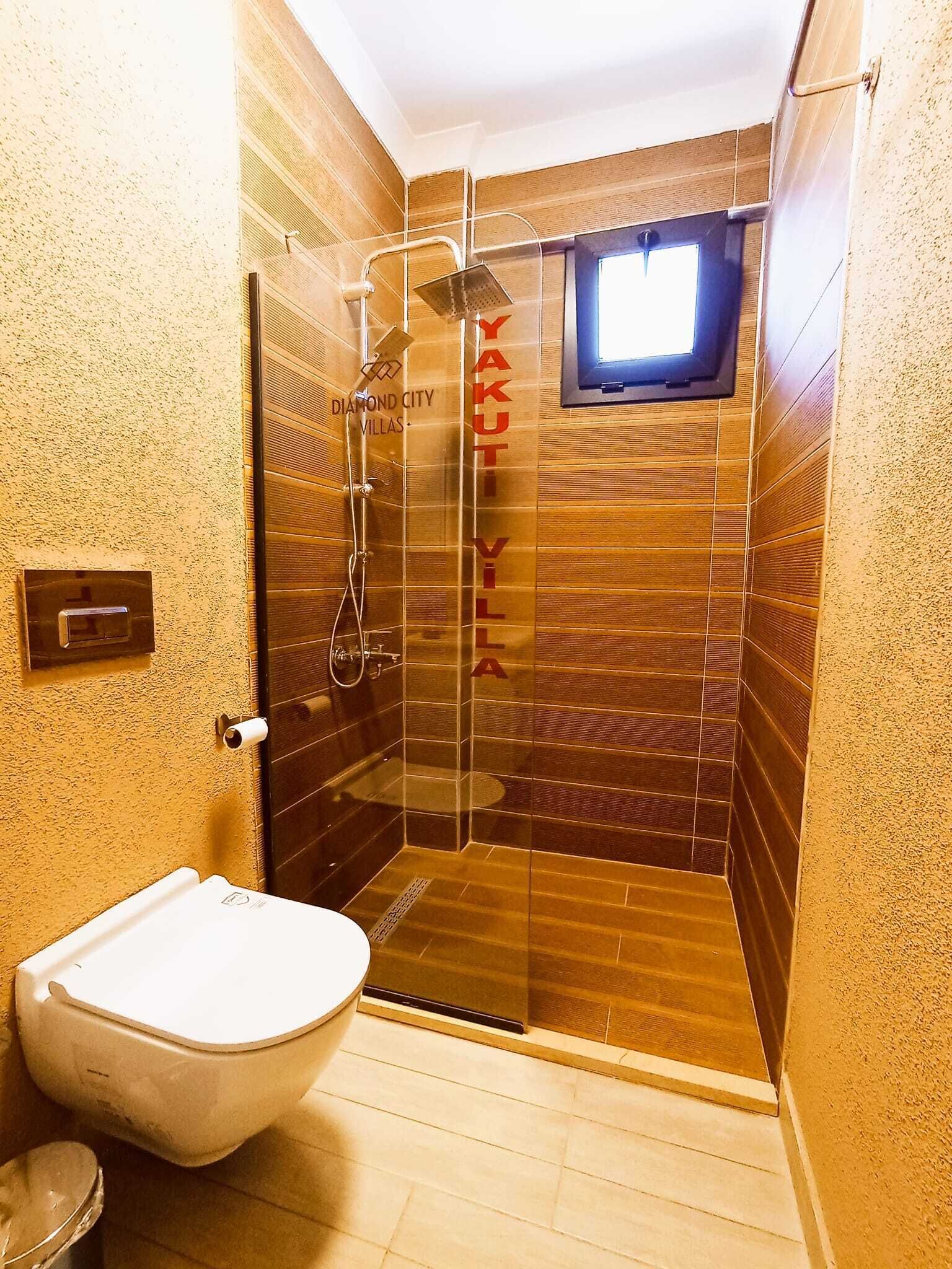 Standard Villa, Mountain View | Bathroom | Hair dryer, towels, toilet paper