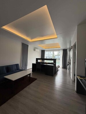 Family Villa, 1 Bedroom, Non Smoking, Patio | In-room safe, individually decorated, blackout drapes, soundproofing - The wide view resort cafe (Thep Krasattri)