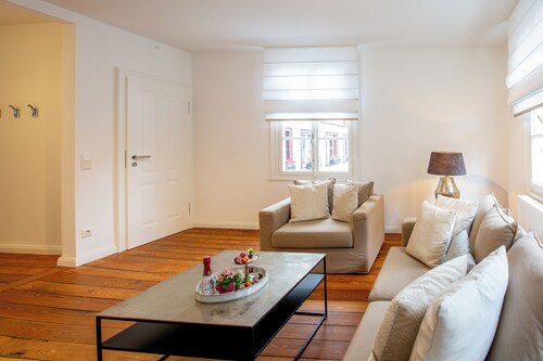 ROMANTIKRESIDENZ MONSCHAU, A