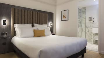 In-room safe, desk, laptop workspace, blackout curtains