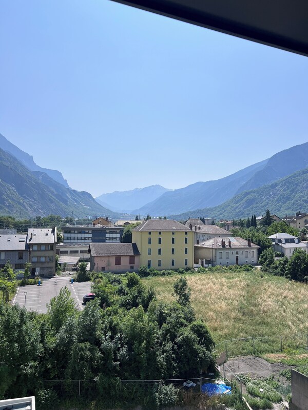 Nehô Suites St Jean De Maurienne - Saint-Jean-de-Maurienne