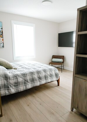 2 室のベッドルーム、WiFi、ベッドシーツ