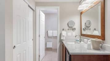 Hair dryer, towels