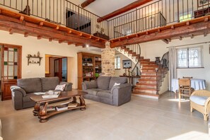 Interior - Wine Estate House 10 Minutes from Narbonne with Private Pool (Bizanet)