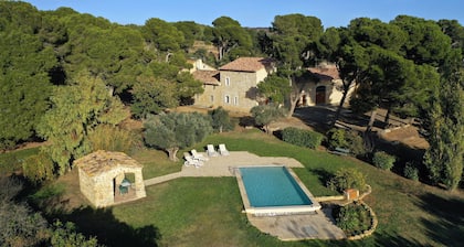 Mas Viticole à 10 Min De Narbonne avec Piscine Privée