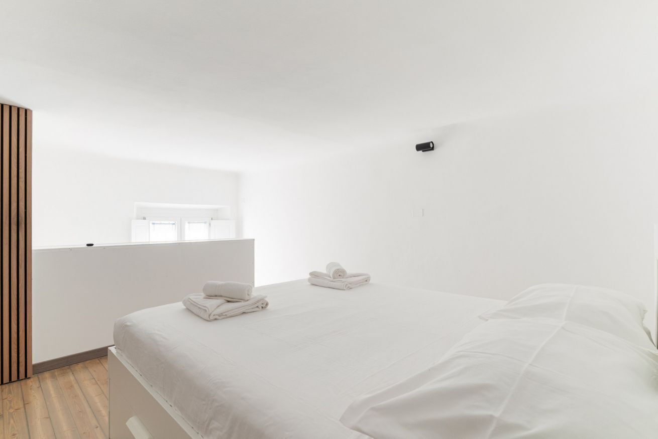 2 bedrooms, iron/ironing board