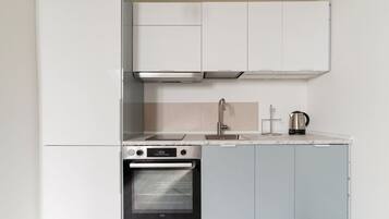 Fridge, toaster, ice maker