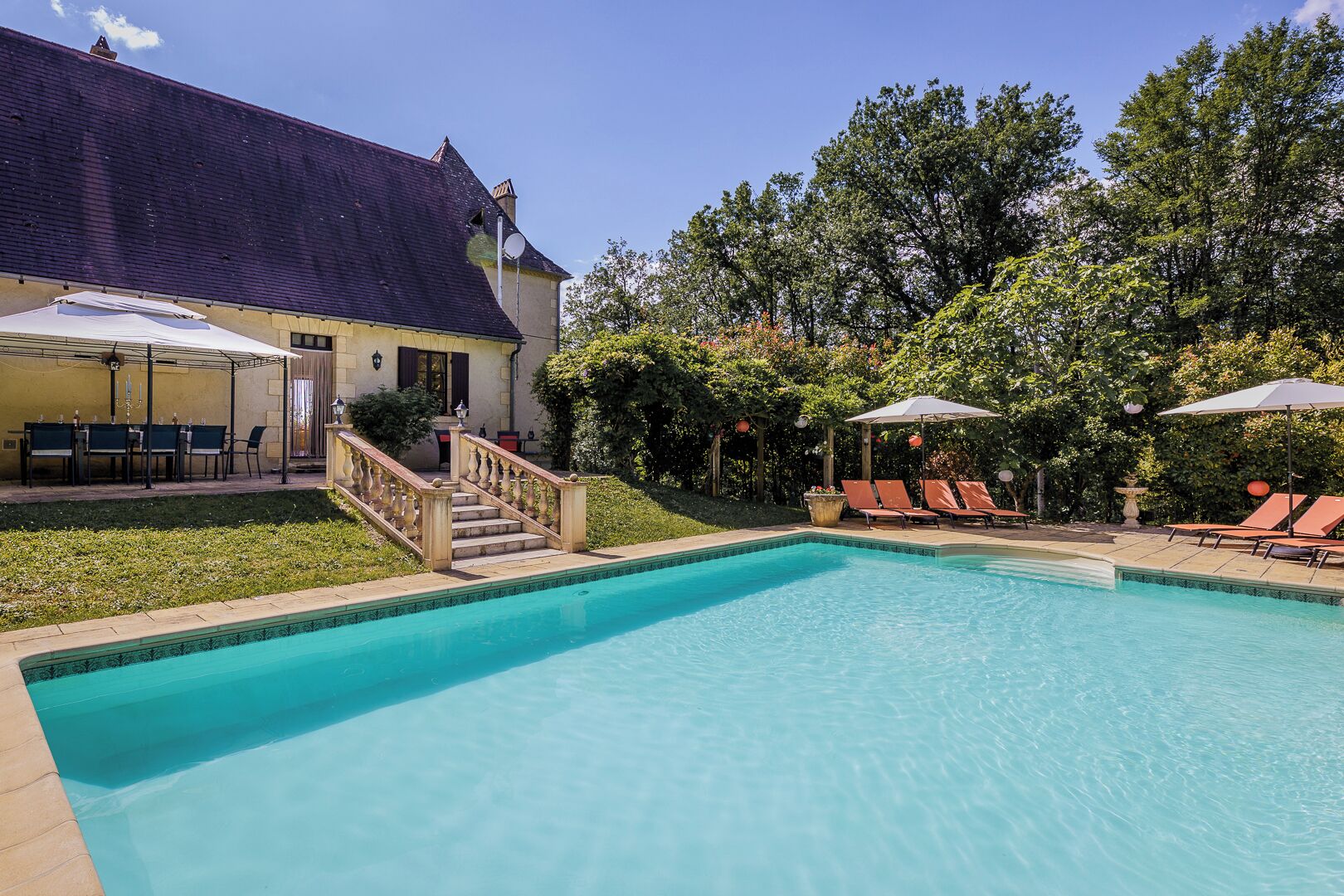 Piscine extérieure, piscine chauffée