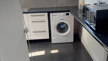 Mikrobølgeovn og ovn