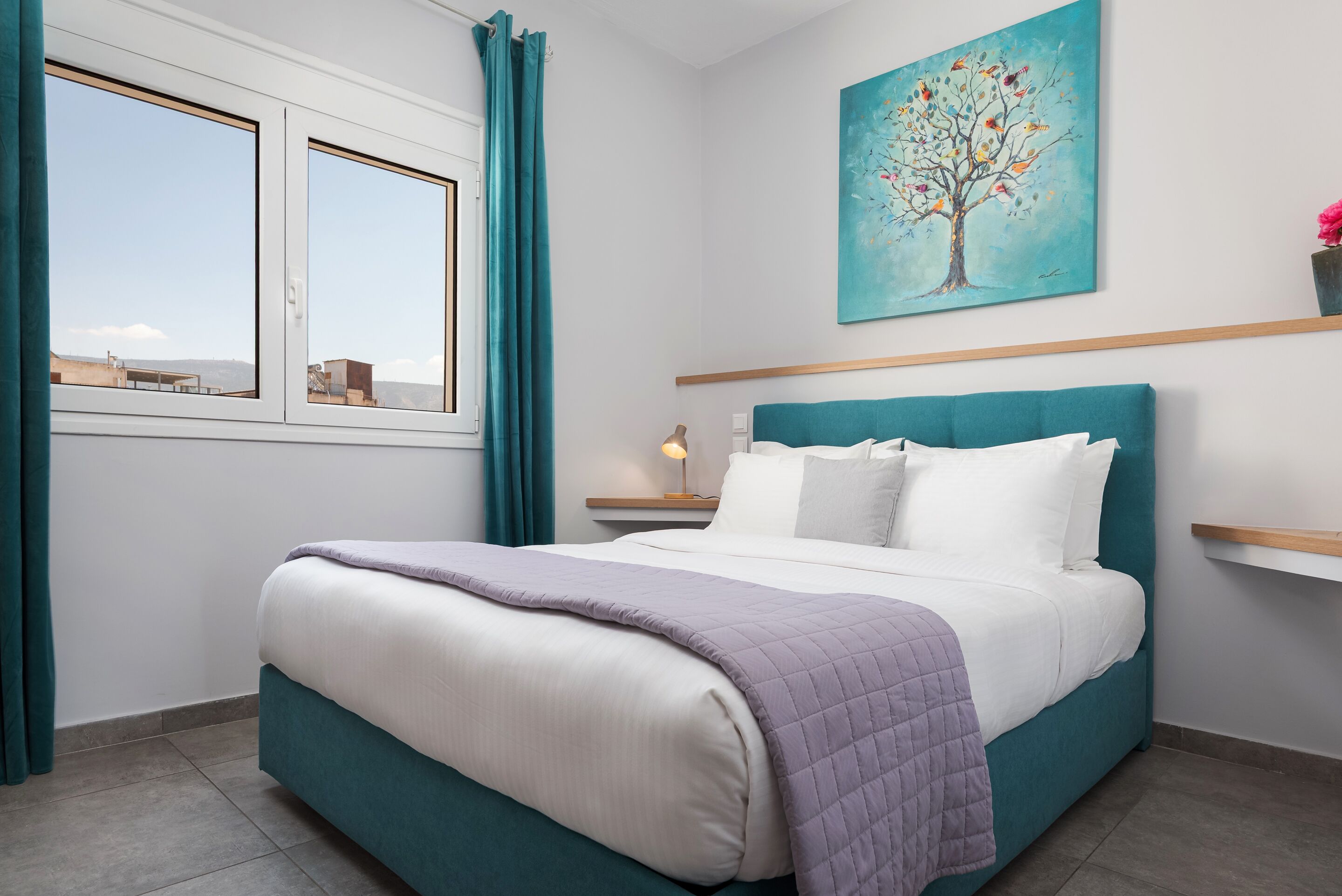 In-room safe, soundproofing, iron/ironing board, free WiFi