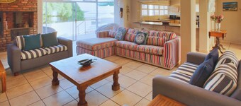 Tasties' Langebaan 8 Sleeper