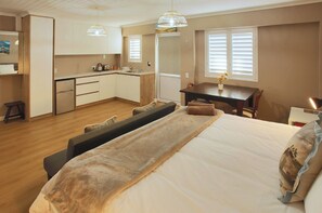 Tabla de planchar con plancha y wifi gratis 