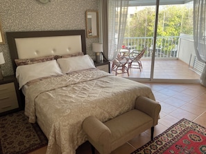 2 多间卧室、熨斗/熨衣板、免费 WiFi、床单