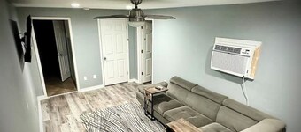 2Bed, 1Bath - Urban Retreat New!