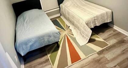 2Bed, 1Bath - Urban Retreat New!
