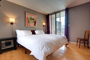 1 bedroom, iron/ironing board, free WiFi, bed sheets - Downtown Gatlinburg Condo | 1BR Perfect for Couples, Walk to Everything! (Gatlinburg)