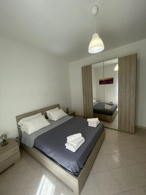 1 Schlafzimmer, Bügeleisen/Bügelbrett, Internetzugang, Bettwäsche