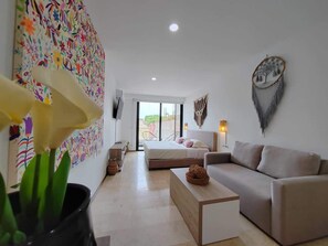 1 bedroom, iron/ironing board, WiFi, bed sheets - Playa Retreat w/ rooftop Pool Near 5th Av (Playa del Carmen)
