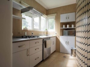 Private kitchen - Polanco Retreat Steps from Parque Lincoln (Mexico City)