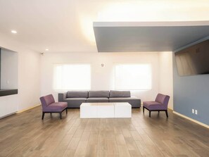 Fernseher, Arbeitsbereiche